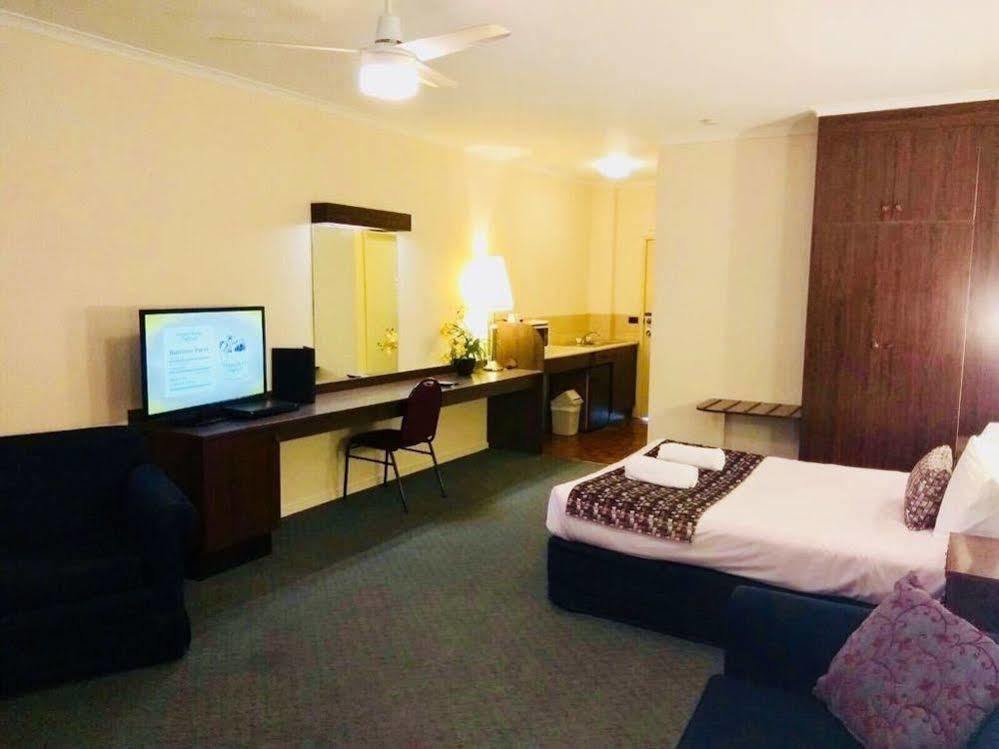 Australia Park Motel Албъри Екстериор снимка